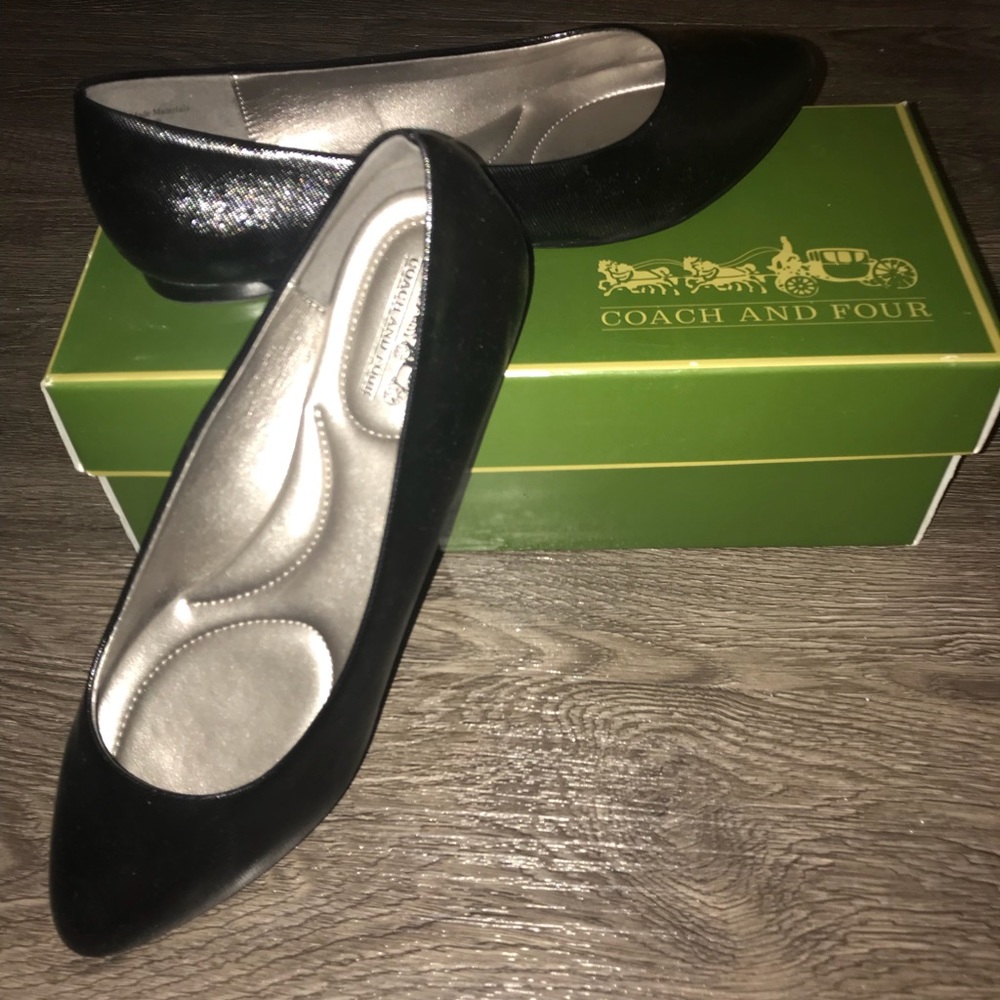 COACH AND FOUR Flats